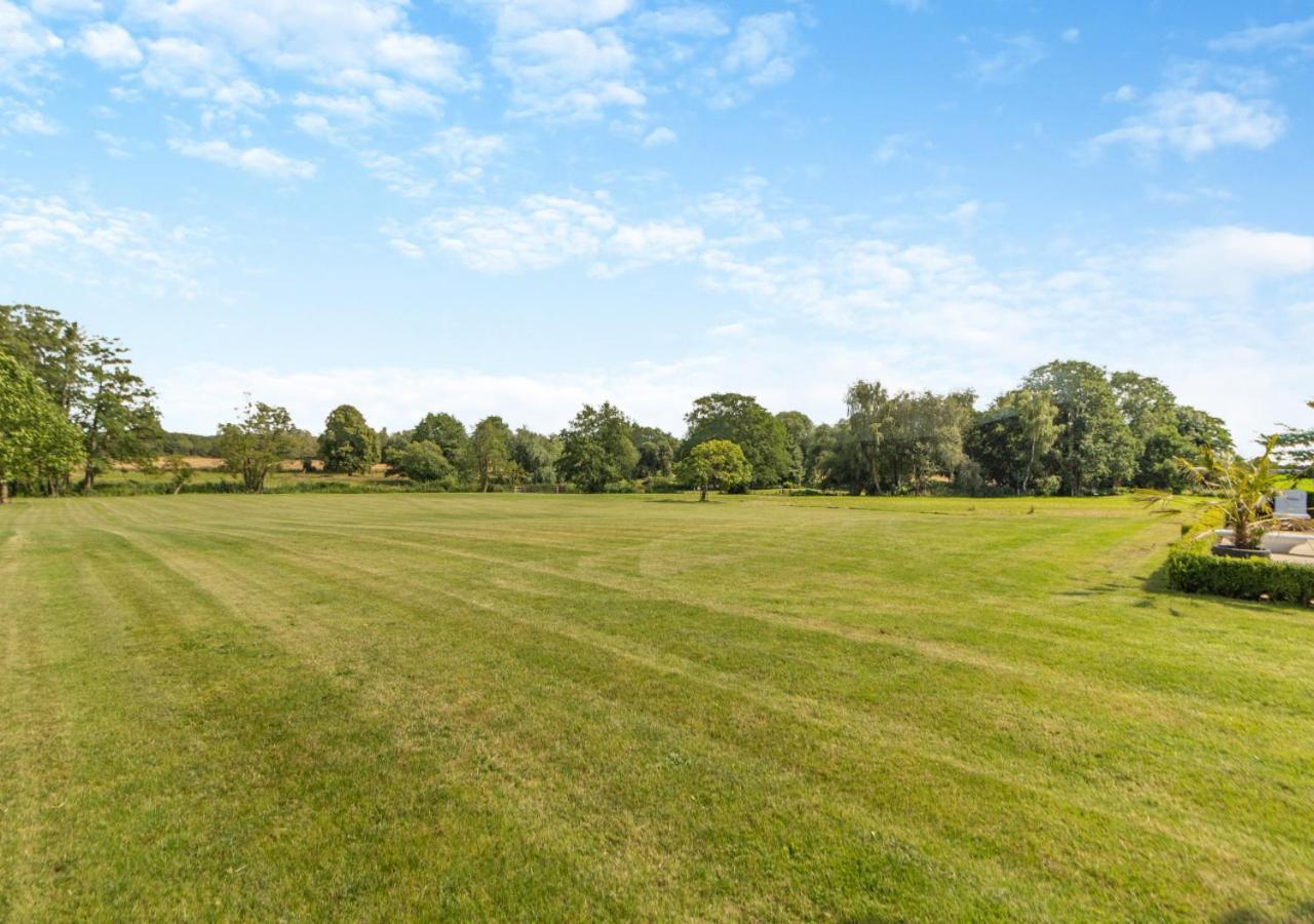 The Coach House - Norfolk Villa Oxborough Exterior photo
